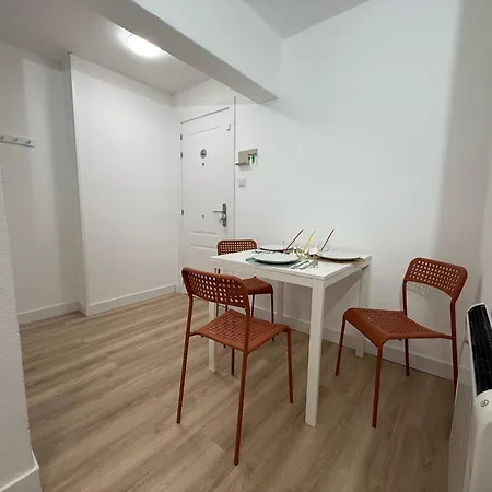 Aparthotel Estudios Areal 3*